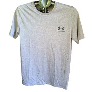 Under Armour Men’s S Short Sleeve Tee Loose Fit Casual Athletic Workout Running